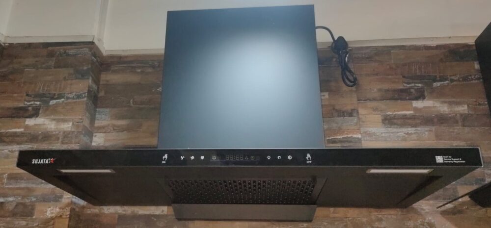 SUJATA GARNET 90CM WALL MOUNT CHIMNEY